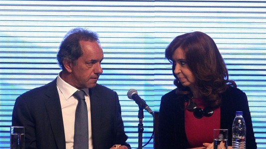 Cristina Kirchner, con Scioli: "Lo que se logró no fue magia"