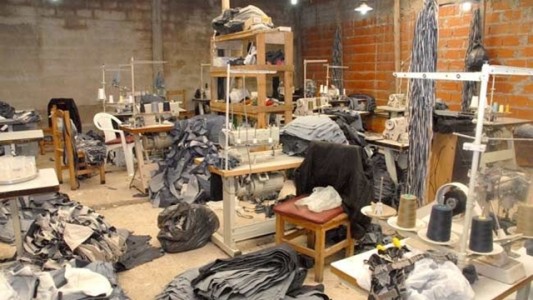 Flores: Clausuran cuatro talleres clandestinos en los que trabajaban 22 personas