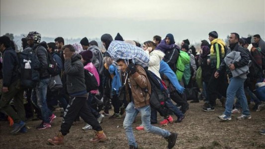 Caos y desesperación en la frontera entre Eslovenia y Austria