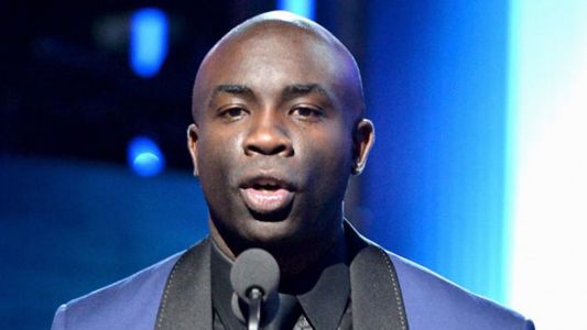 Conmoción por la muerte de un exconductor de MTV: se tiró de un puente