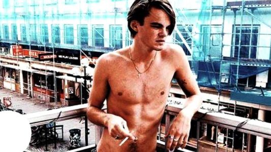 El camarero que es igual a Leo DiCaprio en Titanic, arrasa en Instagram