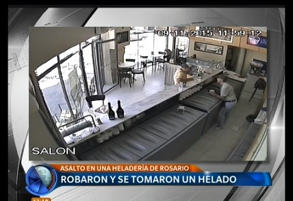 Asaltan heladería en Rosario: se llevaron la recaudación y un cuarto kilo de helado