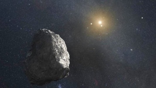 Hallan un planeta helado más allá de Plutón