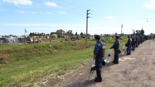 Toma en Merlo: "No se van a retirar voluntariamente"
