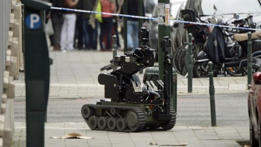 Alarma de bomba en Bélgica en medio de los operativos para detener terroristas
