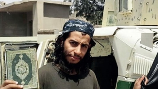 Quién es el presunto cerebro de los ataques en París