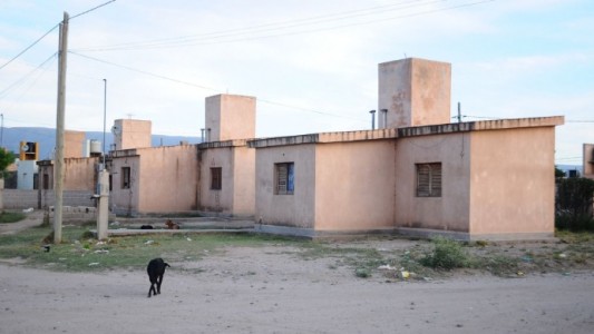 Discutía con su ex y lastimó con un sable a una beba de 2 meses
