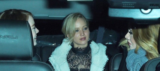 Adele, Jennifer Lawrence y Emma Stone, de copas en Nueva York
