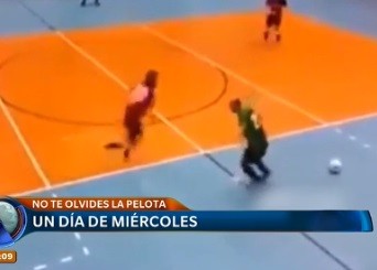 El jugador que se olvida la pelota