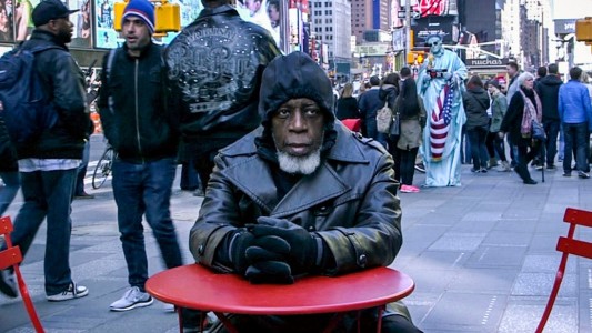 Así reacciona un hombre al ver los cambios tecnológicos luego de pasar 44 años en prisión