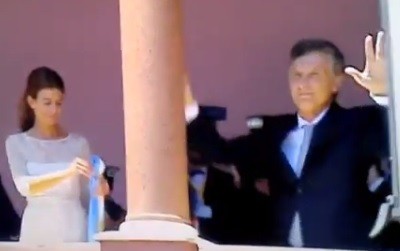 El baile de Macri en el balcón de la Casa Rosada