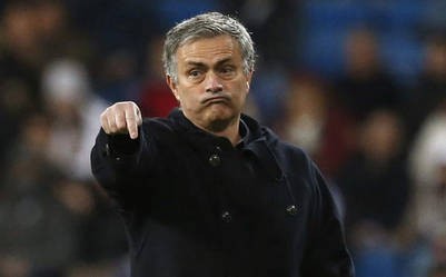 Chelsea echó a Mourinho