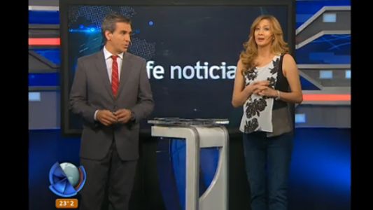 Telefe Noticias a las 13 / Bloque 1 / 17/12/2015