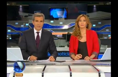 Telefe Noticias a las 13 / Bloque 2 / 21/12/2015