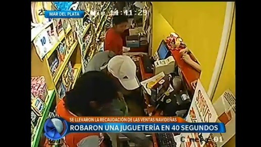 Video: Roban una juguetería en 40 segundos