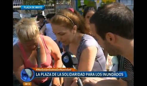 La Plaza solidaria: la gente se organiza para ayudar a los inundados