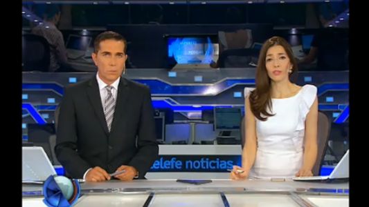 Telefe Noticias a las 20 - Bloque 2 - 25/12/15