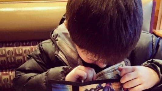 El regalo que de un nene de 6 años a su mamá que fue víctima de abusos