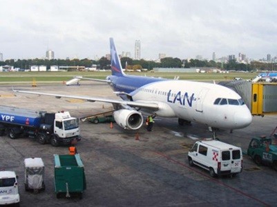 Cancelan vuelos de LAN Argentina por paro sorpresivo de pilotos