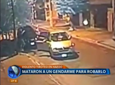 Video: mataron a un gendarme para robarle la camioneta