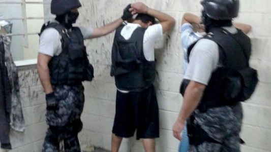 Fotos: así ingresaban "Los Monos" al penal de Ezeiza