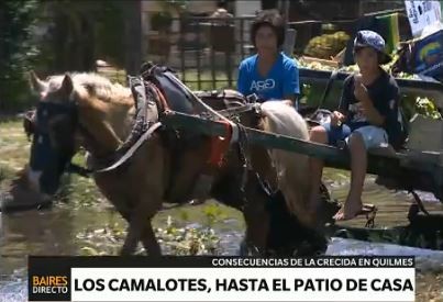 Sudestada: desbordó el río en Quilmes y el agua llegó a las puertas de las casas