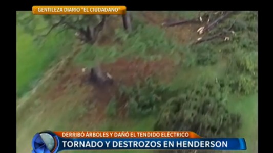 Tornado y destrozos en Henderson