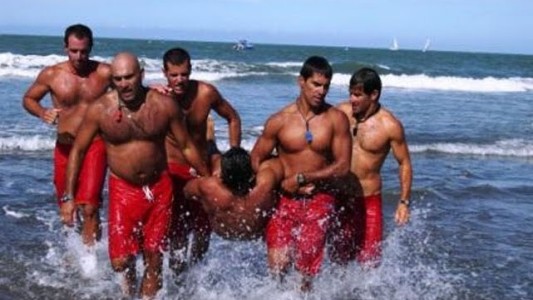 Guardavidas de Pinamar realizarán un paro este jueves en reclamo de aumento de salario