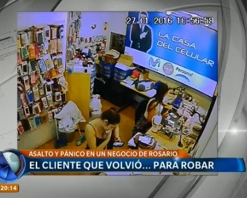 El cliente que volvió...para robar