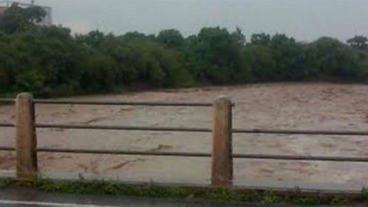 Salta: tres hermanos y su abuela murieron al ser arrastrados por la crecida del río