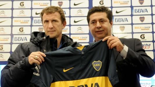 Angelici: "Arruabarrena se merece la confianza de todos los hinchas de Boca"