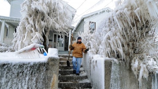 De fuga de agua a obra de arte instantánea