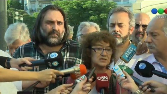 Los cinco gremios docentes nacionales rechazaron la oferta salarial del Gobierno