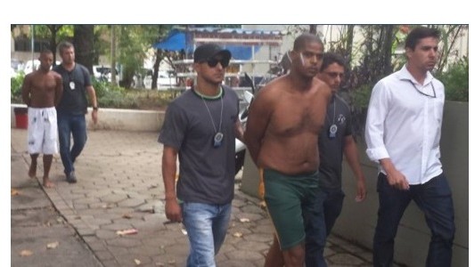 Así trasladaban a los detenidos por el crimen de la turista argentina en Río de Janeiro