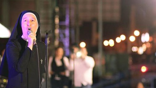 Quién es Andrea, la monja argentina que le cantará al Papa