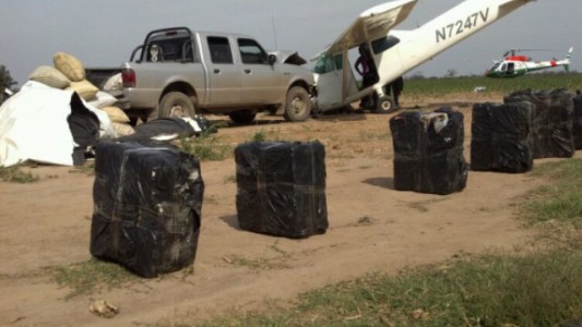 Secuestran marihuana en una avioneta que aterrizó en Santiago del Estero