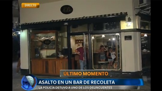 Asalto en un bar de Recoleta