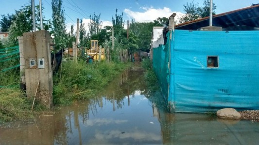 Más de tres mil familias afectadas por un temporal en Mendoza