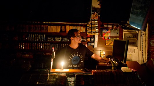 Aranguren anunció resarcimiento por cortes de luz no programados