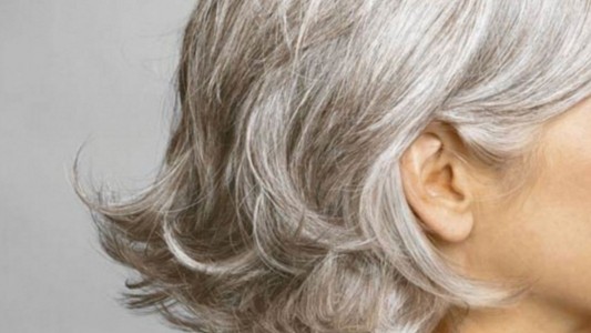 Descubren el primer gen relacionado con las canas