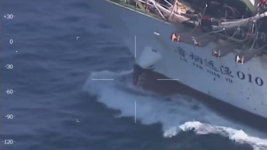 Llegan este miércoles a Chubut los tripulantes del buque de bandera china hundido