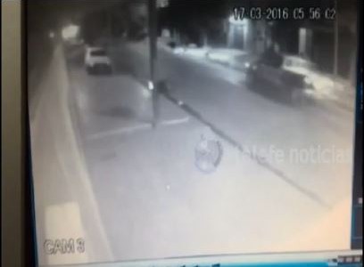 Video: así fue el choque del patrullero que mató al joven en Laferrere