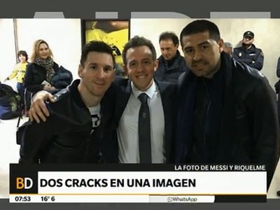 Riquelme con Messi en la cancha del Villarreal