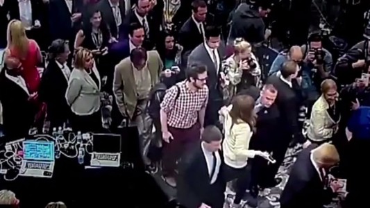 Acusan al jefe de campaña de Donald Trump de agredir a una periodista