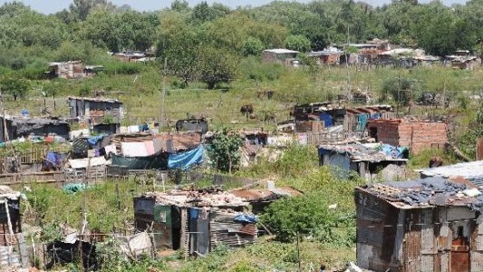 La pobreza aumento 5% en el primer trimestre de 2016, según la UCA