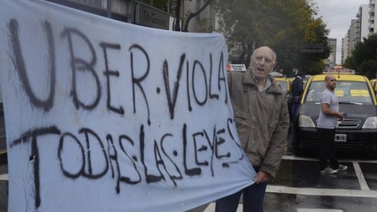 Allanaron las oficinas de Uber en Buenos AIres