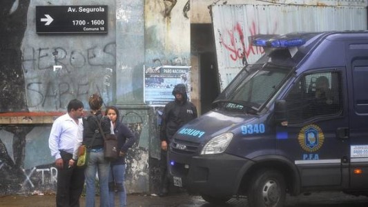 Motín y toma de rehenes en un centro de menores en Floresta