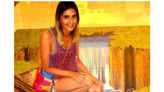 Los padres de la argentina internada en Qatar autorizaron a desconectarla