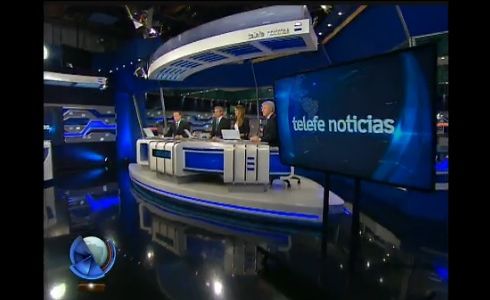 Telefe Noticias a las 13 / Bloque 1 / 18/04/2016