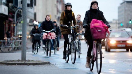 Una empresa pagará a sus empleados por ir a trabajar en bicicleta